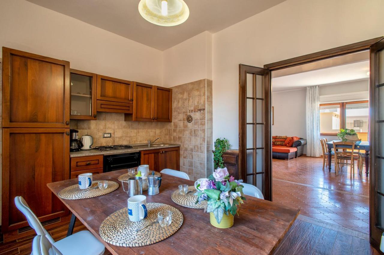 Ferienwohnung Lungomare Garibaldi - Attico A Due Passi Dal Mare Alghero Exterior foto